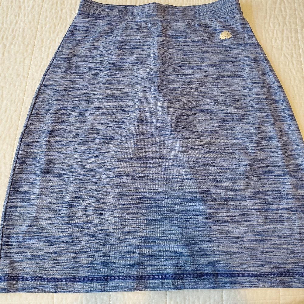 Snoga atheltic skirt with bike shorts